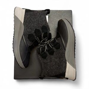 New! Sorel Out N About III Classic